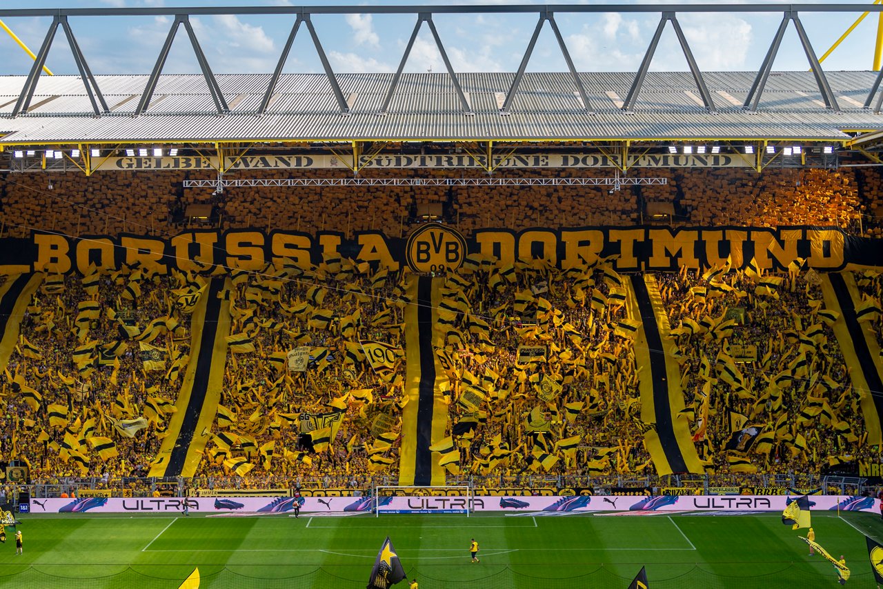Yellow Wall at SIGNAL IDUNA PARK.