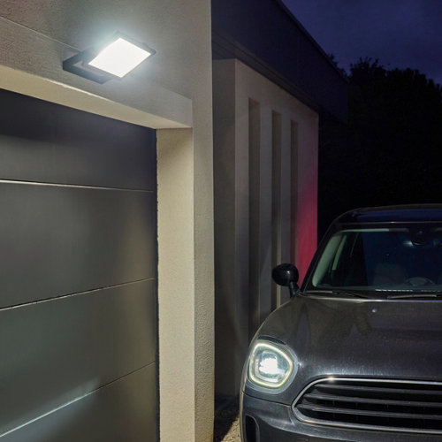 Naświetlacz GoodHome Lucan 14800 lm 5000 K IP65 czarny