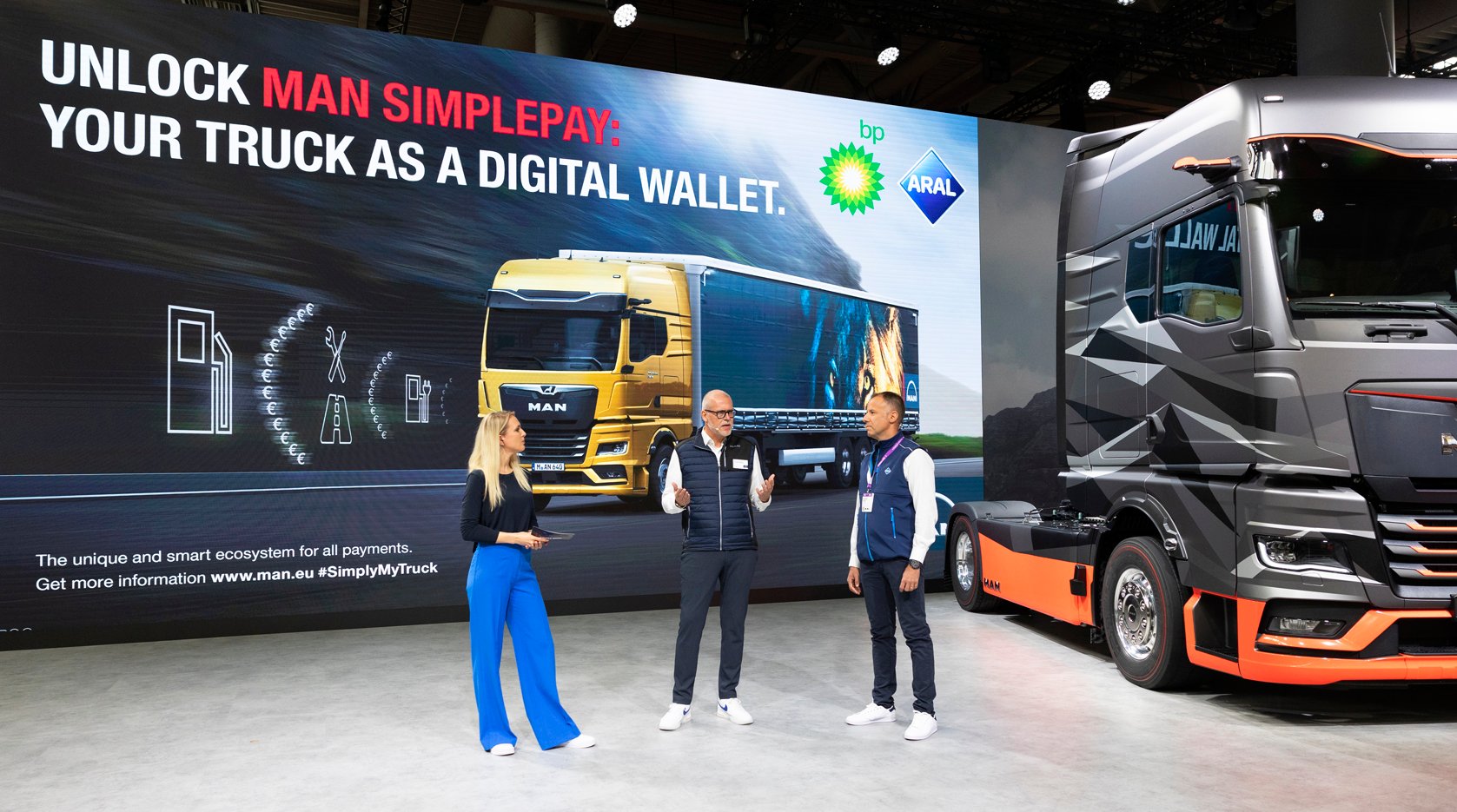 01-MAN-SimplePay-Ke-plat-truck.jpg