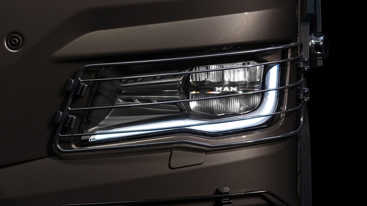 Grille de protection pour phare