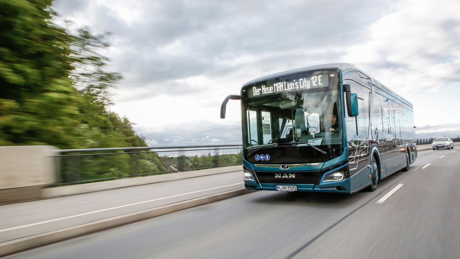 16-9---2400-x-1350-px-man-stories-reichweite-ebus-header.jpg
