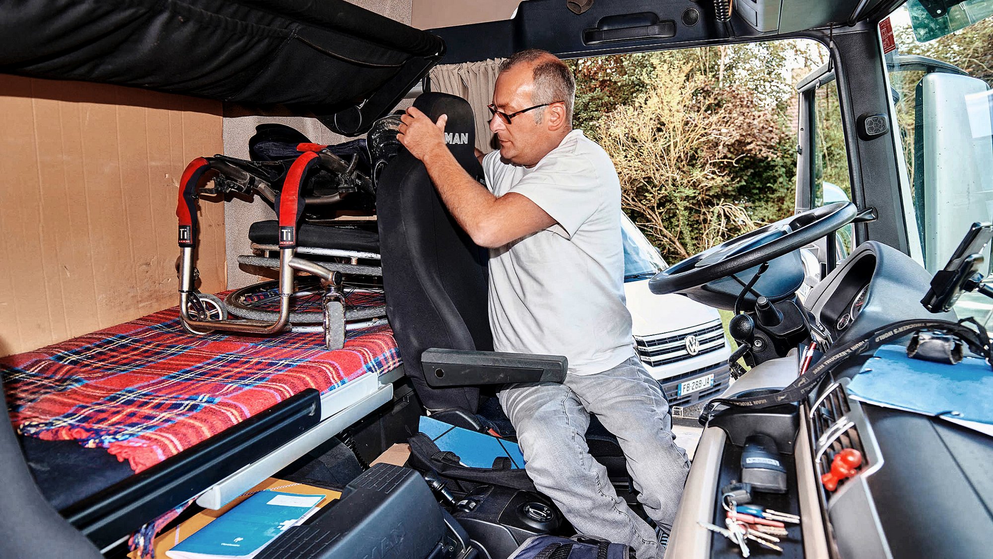 16-9---2400-x-1350-px-man-stories-rollstuhlfahrer-slider01-6.jpg