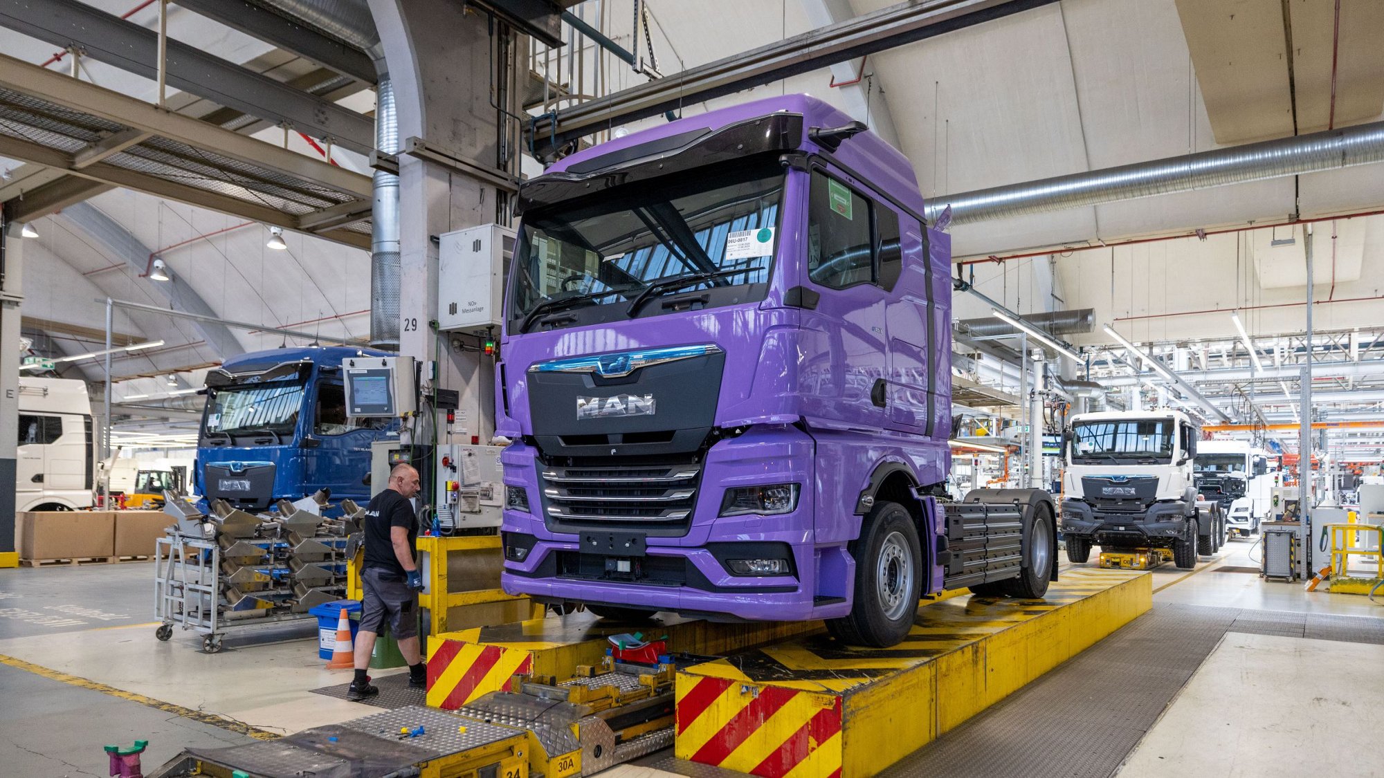 MAN eTruck production
