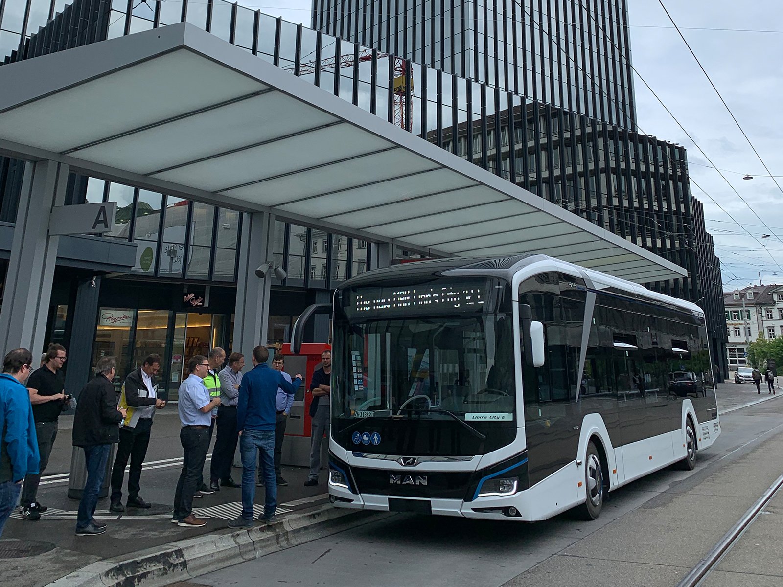 man lion's city e, elektrobus, man elektrobus, elektrobussen, Zwitserland, testrit, oude stad