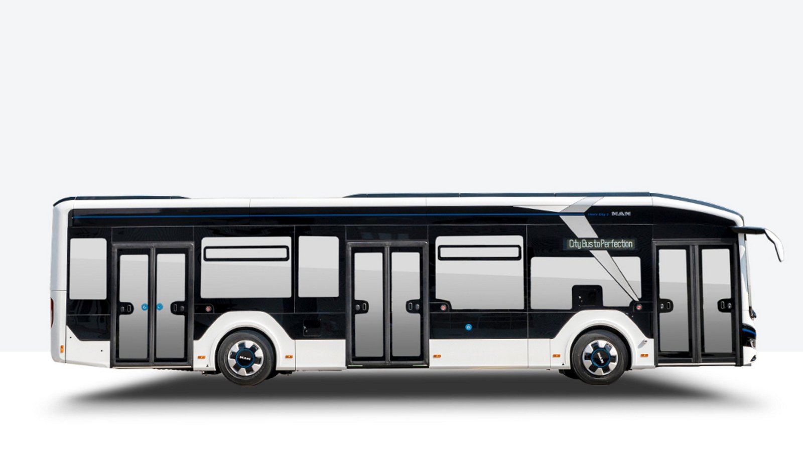 man-bus-lionscity-E-navi-16-9-width-2400-height-1350.jpg
