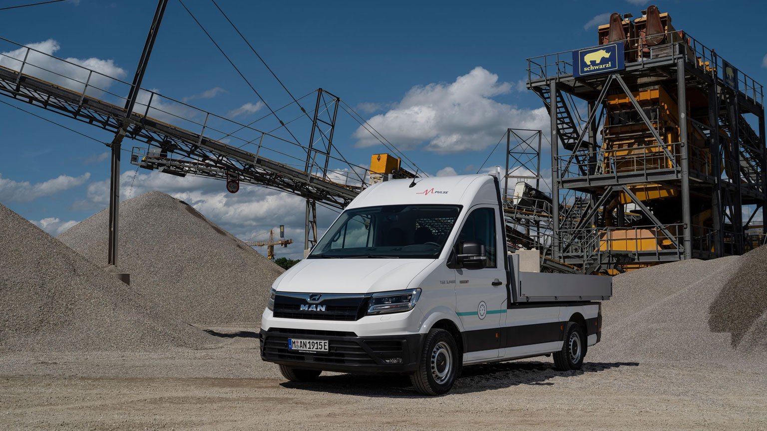 man-etge-derivatives-3-way-tipper-01-teaser.jpg