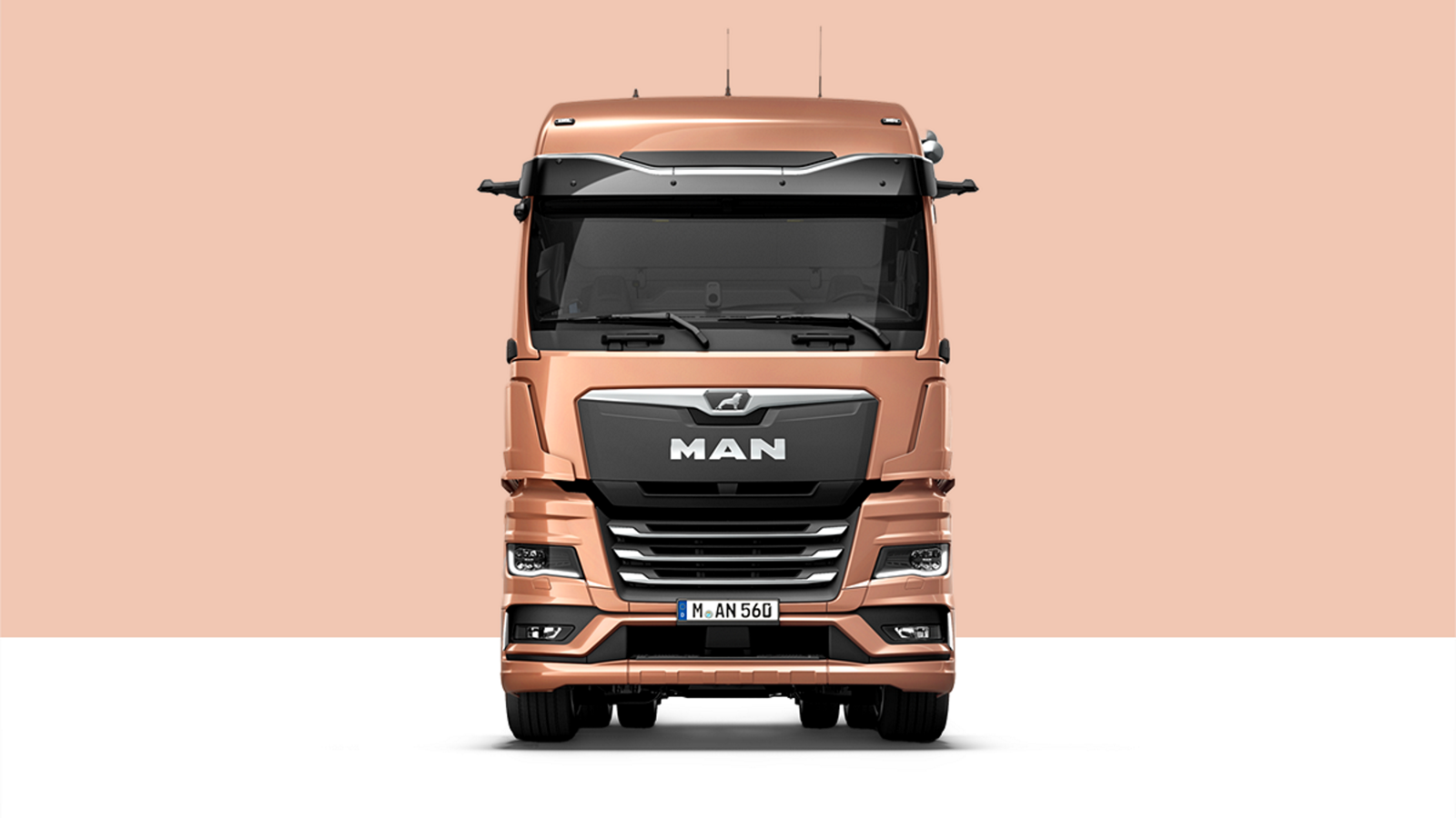 man-lkw-TGX-navi-16-9-width-2400-height-1350.png