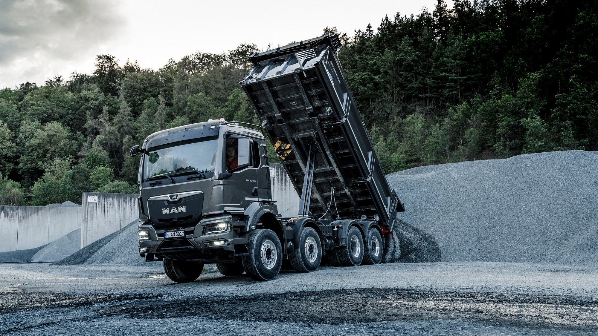 Camion tribenne MAN