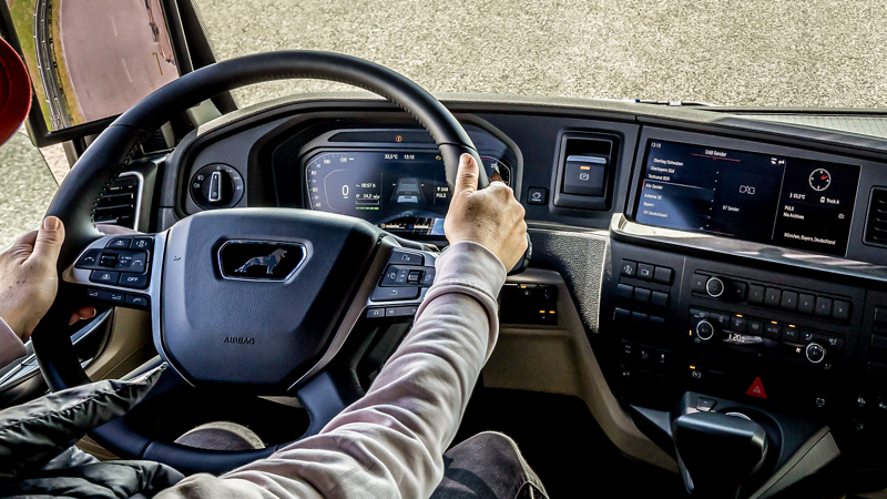 man-lkw-tgx-kombiinstrument-hostspot-16-9.png