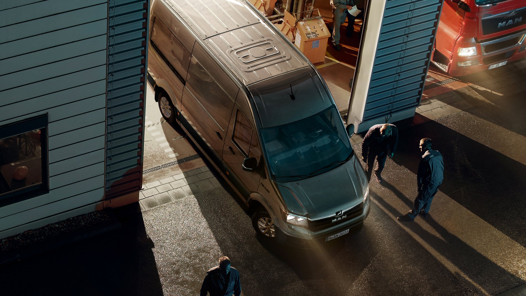 man-transporter-services-teaser-16-9.jpg