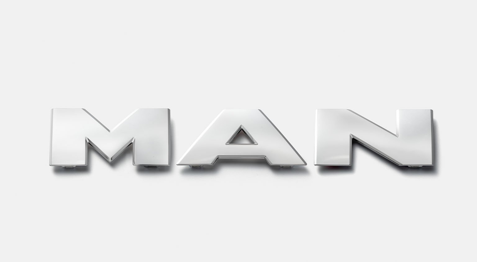 Lettres M A N