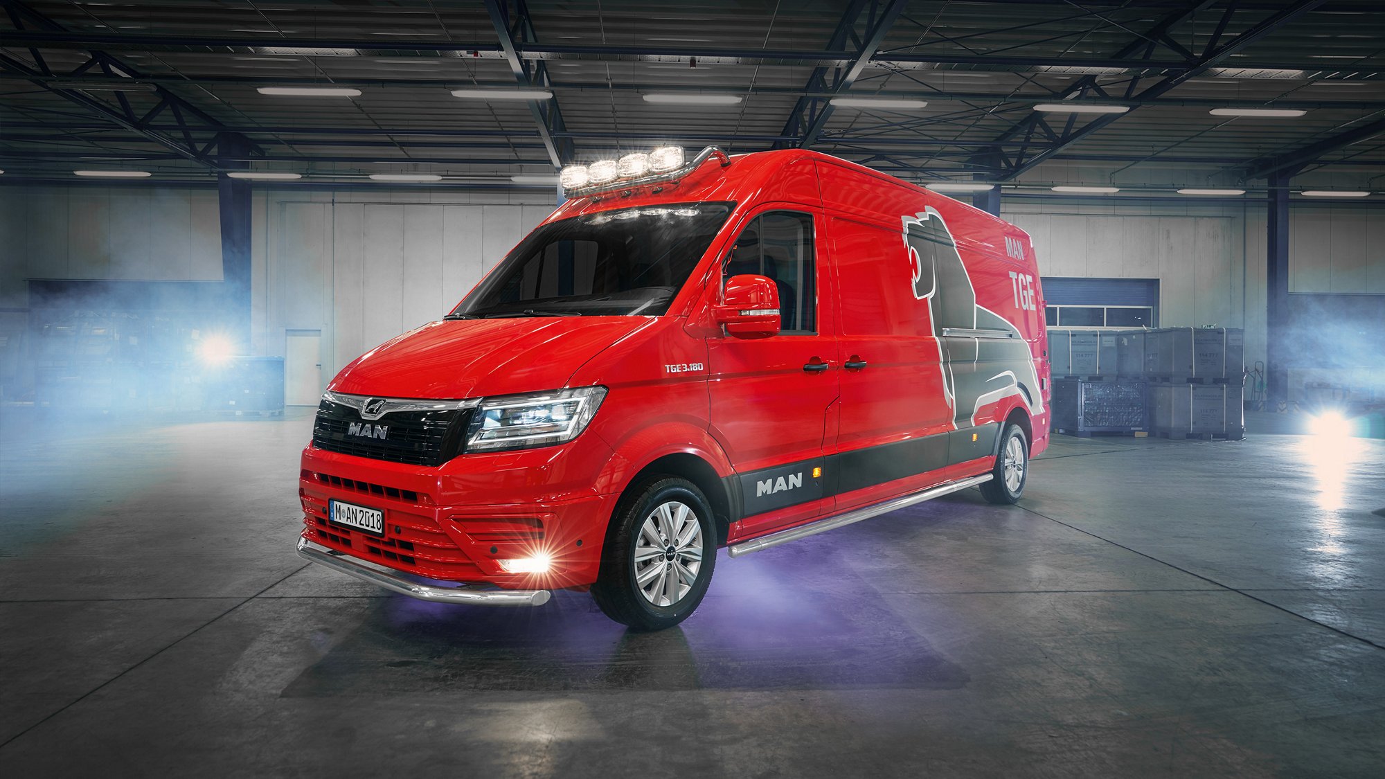 man-van-individual-showfahrzeug-16x9.jpg