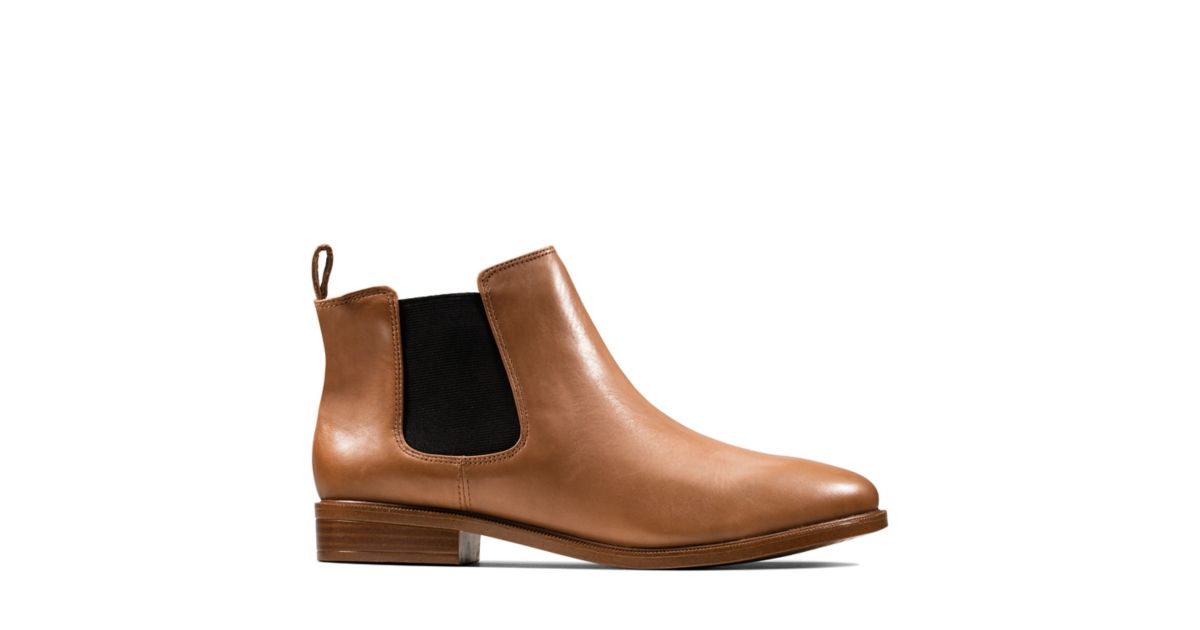 ladies tan leather chelsea boot