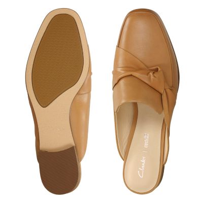 clarks pure bella