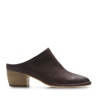 clarks mid season sale