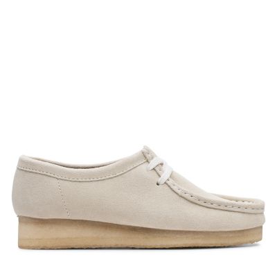 womens clarks wallabees