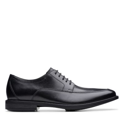 clarks men's tilden walk derbys