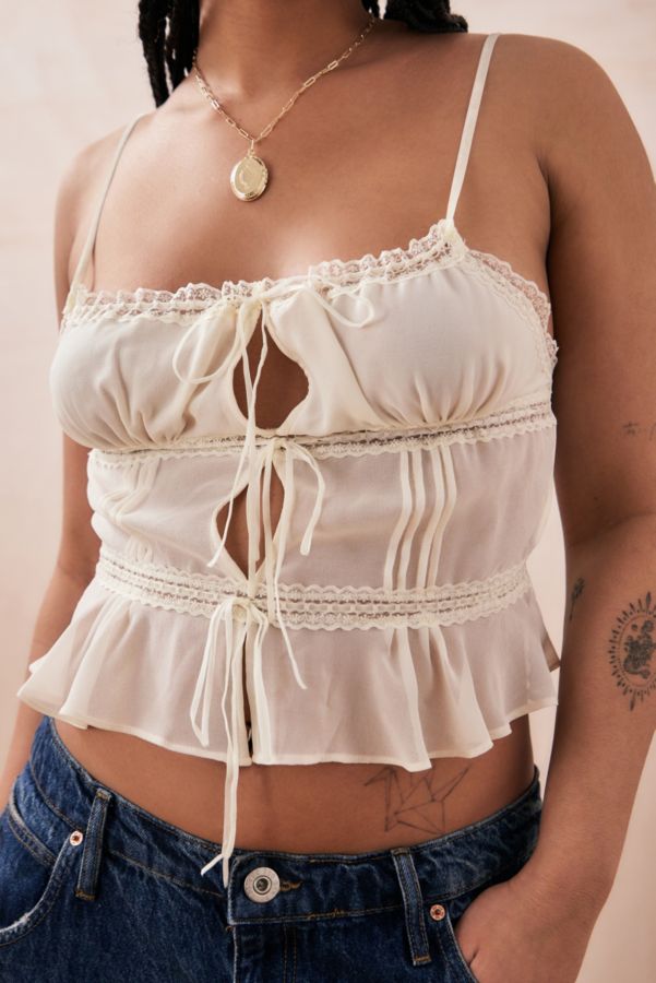 Vista diapositiva: 6: Kimchi Blue Ivy Lace Tie-Front Cami