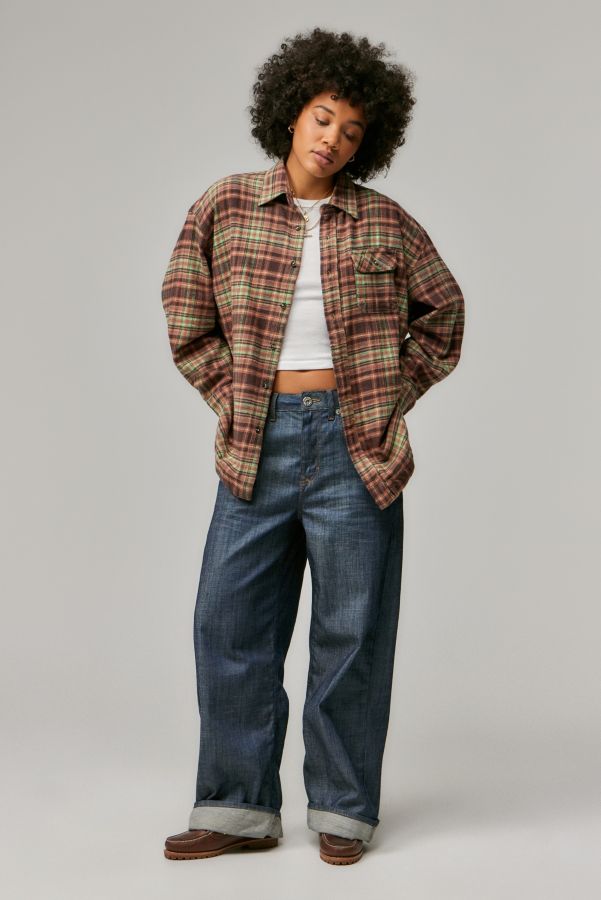 Slide View: 2: BDG Dani Flannel Shirt