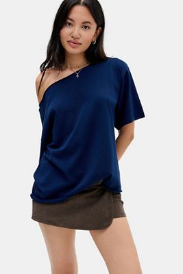 UO Mae Slack Neck T-Shirt