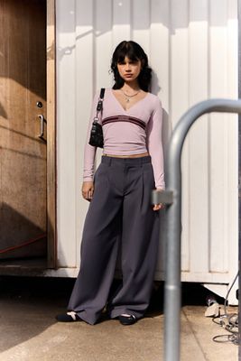 iets frans... Tyla Logo Elastic Long Sleeve T-Shirt