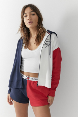 tommy hilfiger hoodie urban outfitters