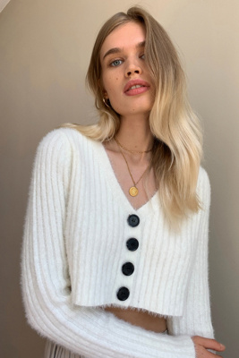 fuzzy cardigan cropped
