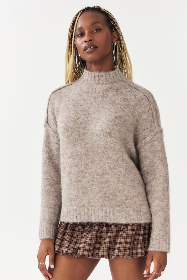 Slide View: 1: UO Lofty Funnel Neck Jumper