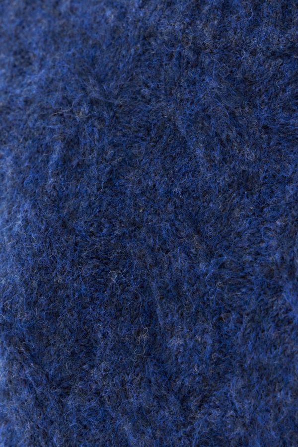 Vista de diapositivas: 2: Kimchi Blue Boston Lofty Cable Knit Jumper