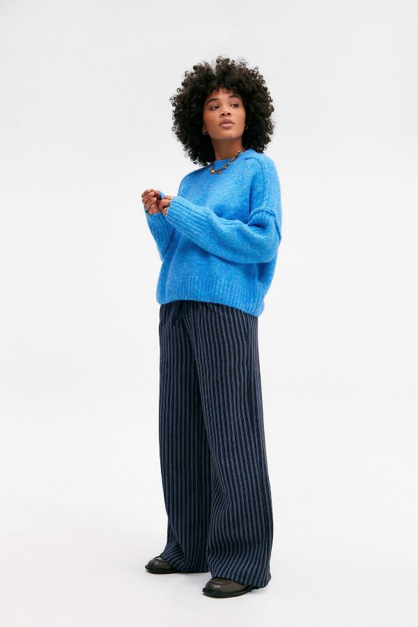 Slide View: 3: UO Oslo Lofty Knit Jumper