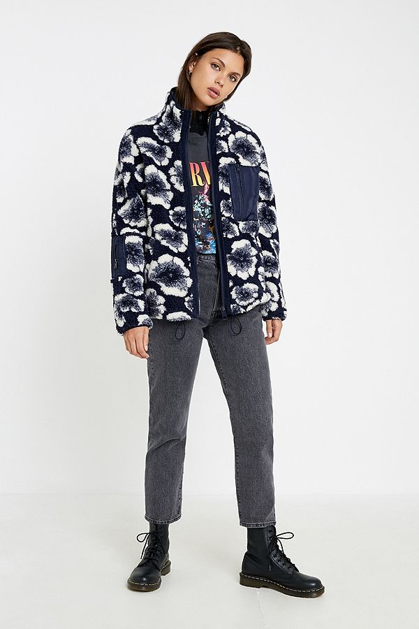 UO Wallace Floral Oversized Fleece Jacket | Urban Outfitters UK