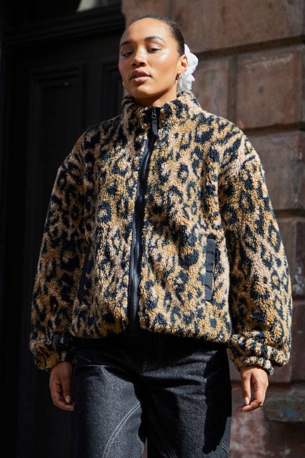 Slide View: 9: BDG Olive Leopard Print Fleece