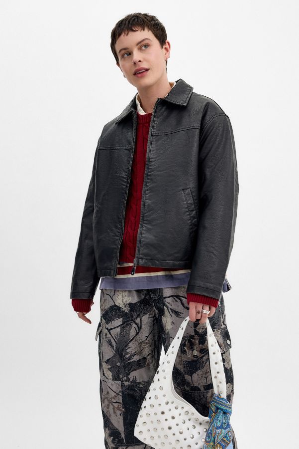 Slide View: 5: Veste en simili cuir BDG Boxy Dex