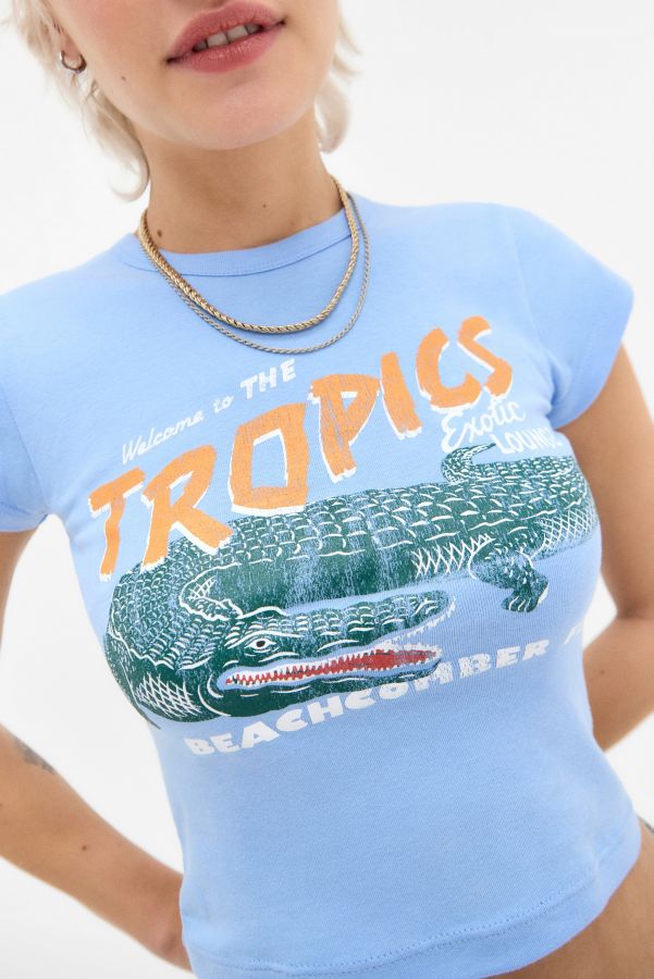 Vista de diapositivas: 2: Camiseta Corta UO Tropics Croc