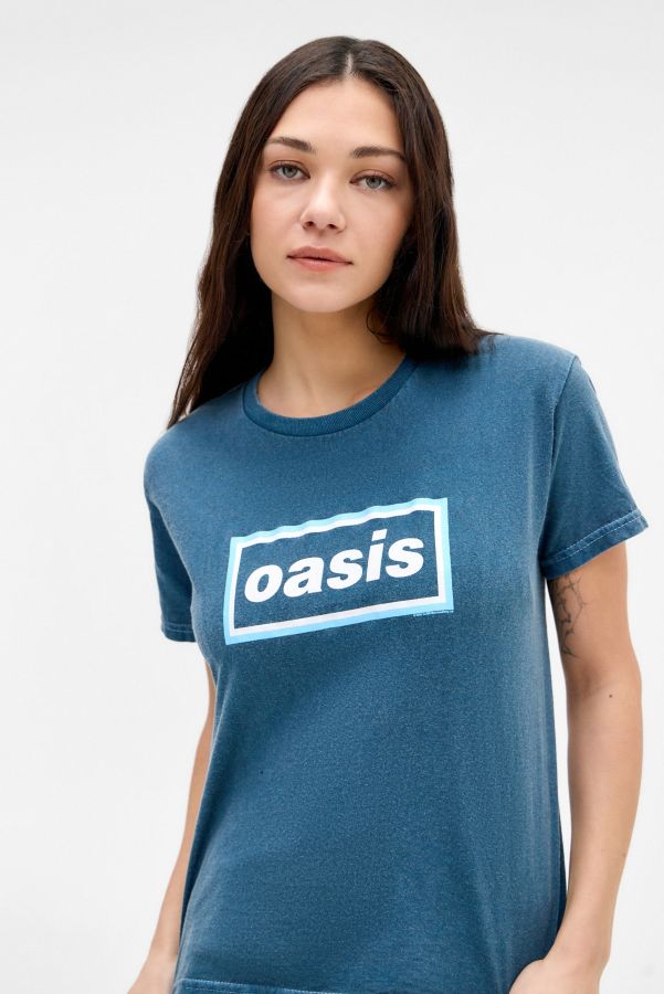 Vista diapositiva: 1: UO Oasis Relaxed T-Shirt