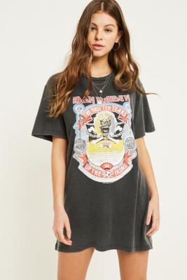 UO Iron Maiden Longline T-Shirt | Urban Outfitters UK