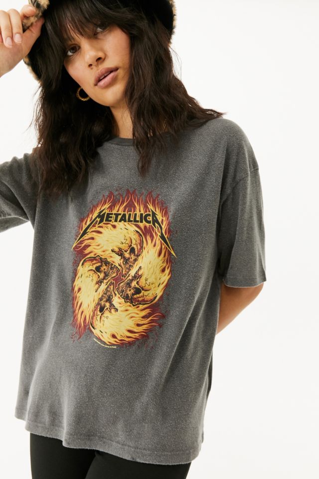 UO Metallica Boyfriend T-Shirt | Urban Outfitters UK