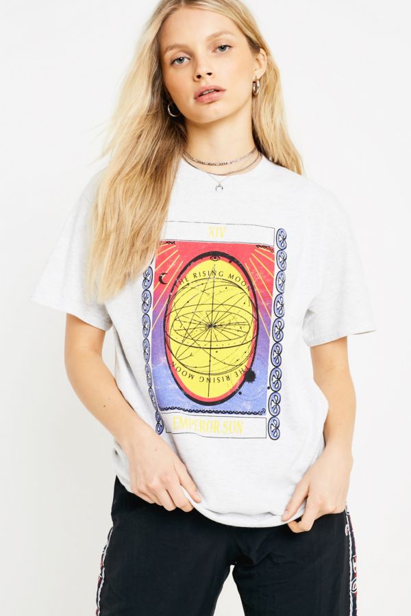 UO Emperor Sun T-Shirt | Urban Outfitters UK