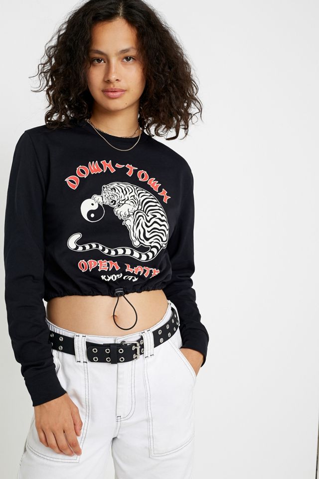 UO Downtown Tiger Long-Sleeve Bubble Hem T-Shirt | Urban Outfitters UK