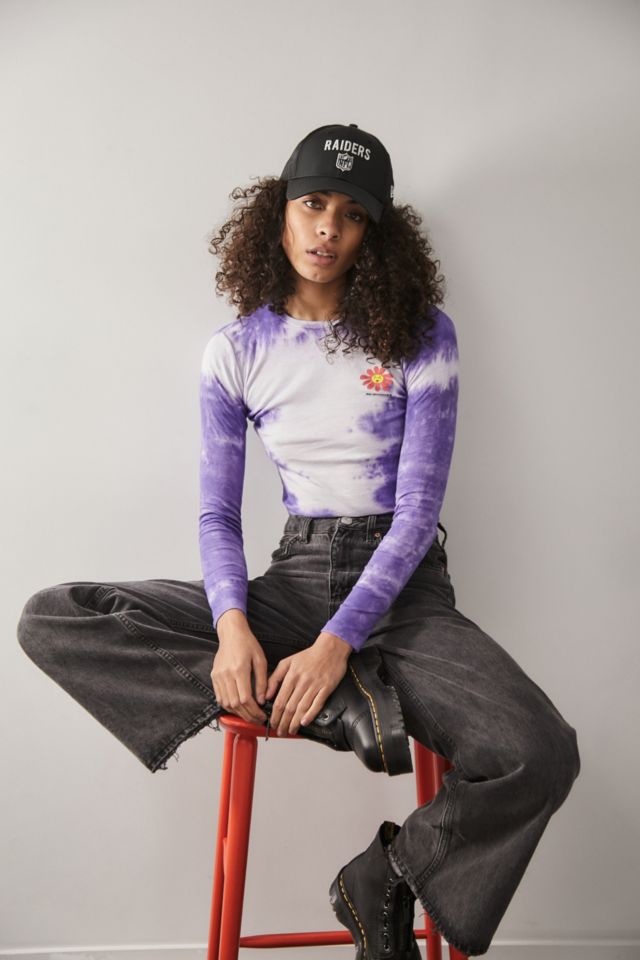 UO Long Sleeve Tie-Dye No Worries Baby T-Shirt | Urban Outfitters UK