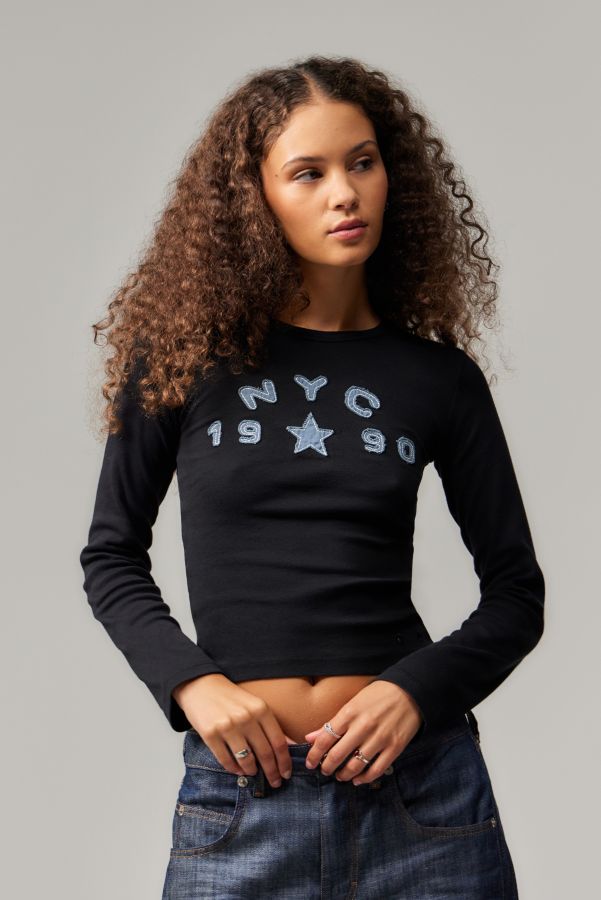 Slide View: 1: BDG NYC 1990 Long-Sleeved T-Shirt