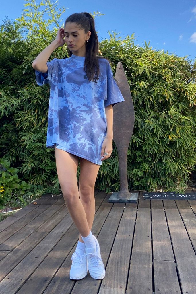urbanic tie dye t shirt