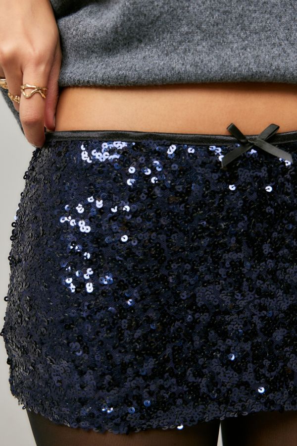 Slide View: 2: UO Sequin Mini Skort