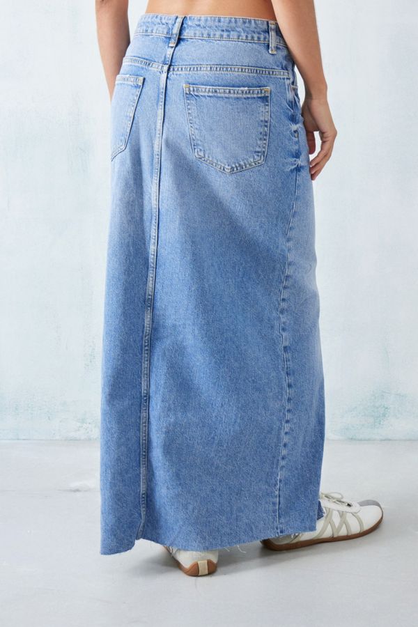 Vista de diapositivas: 4: BDG Ruth Denim Front Cut-Out Maxi Skirt