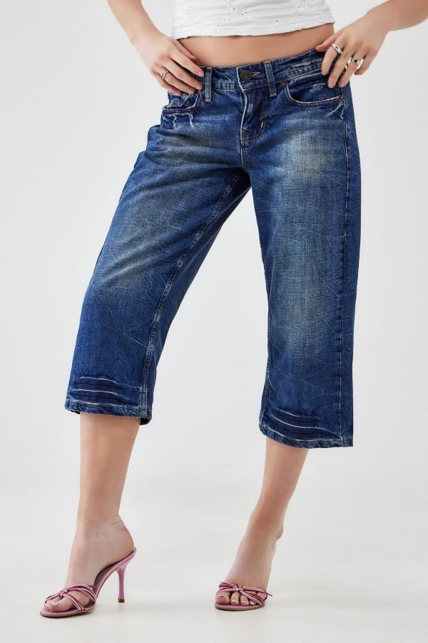 Slide View: 4: BDG Kayla Capri Jeans