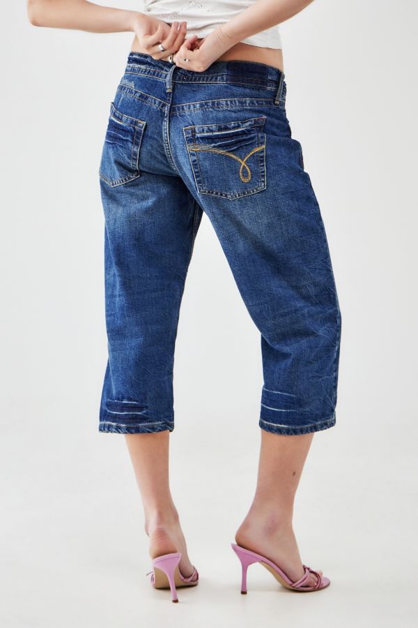 Slide View: 7: BDG Kayla Capri Jeans