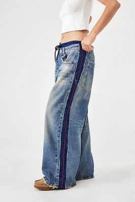BDG Jaya Baggy Sport Track Jeans