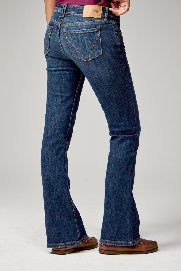 Vista de diapositivas: 4: Jeans Acampanados de Tiro Bajo Brooke BDG