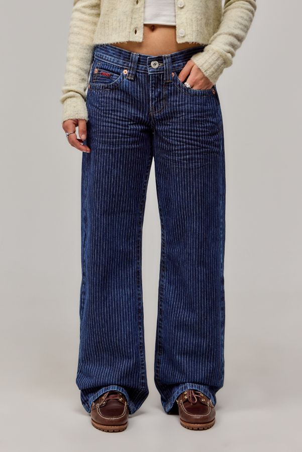 Slide View: 1: BDG Kayla Niedriger Reiter Nadelstreifen Jeans