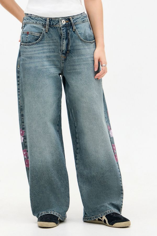 Slide View: 2: Jeans BDG Jaya Fleur de Cerisier